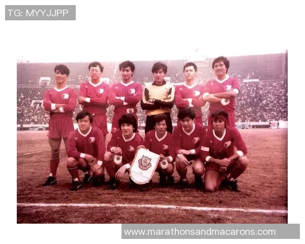 中国85年足球明星回顾与影响力分析探索中国足球的辉煌与挑战